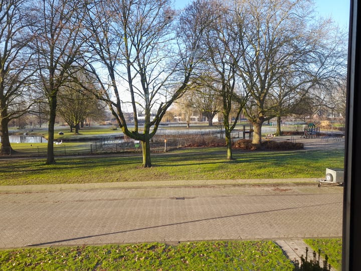 Foto 11 van Wentholtstraat 63