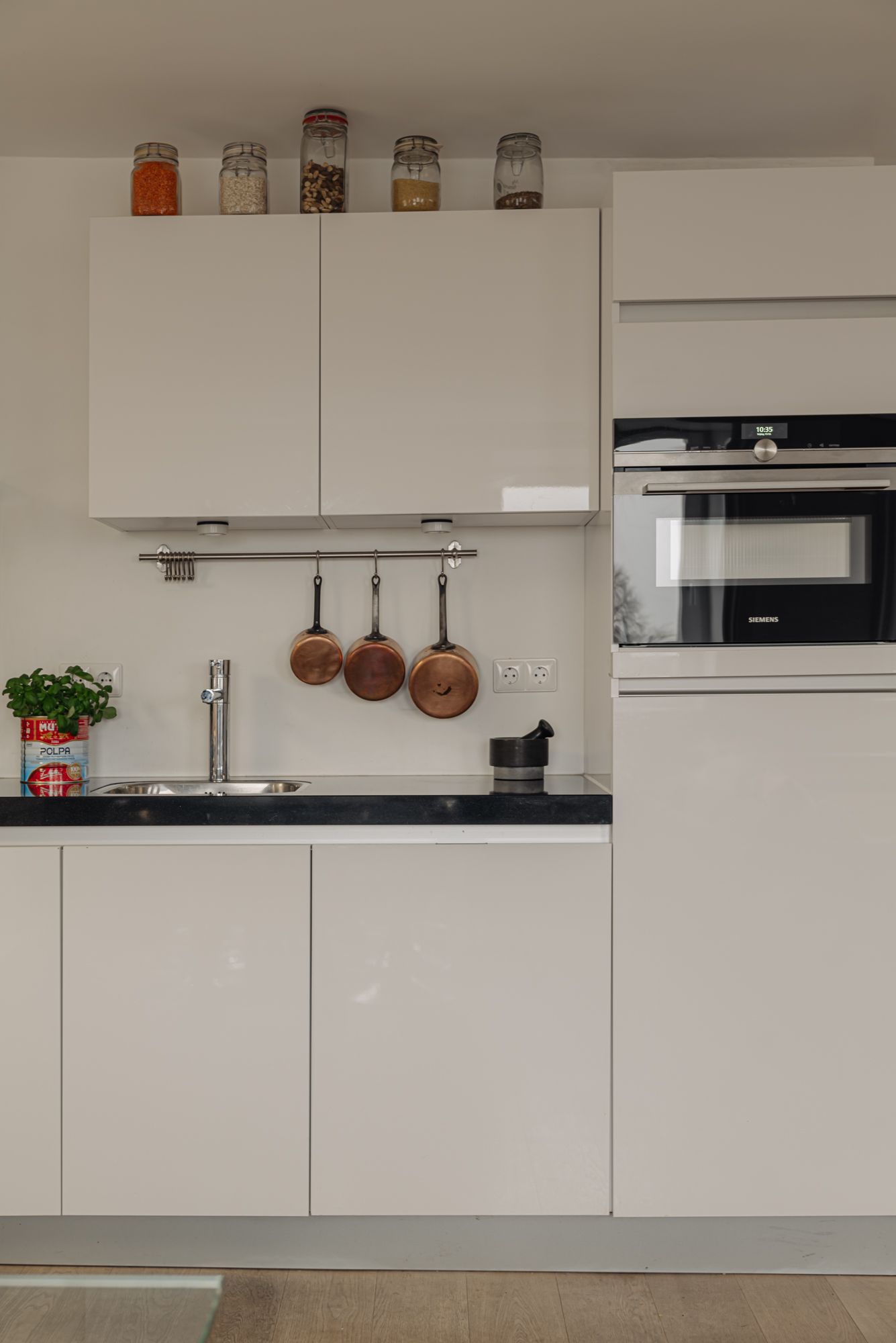 Foto 9 van Nassaukade 66-4