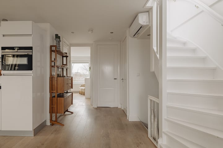 Photo 10 of Nassaukade 66-4