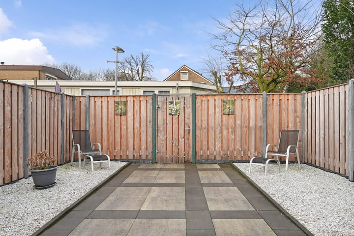 Foto 24 van Middenhofsingel 10