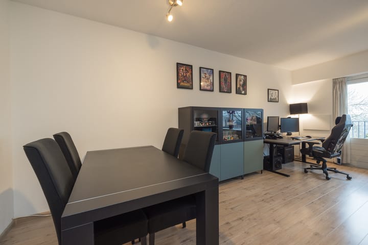 Foto 18 van Aert van Neslaan 538