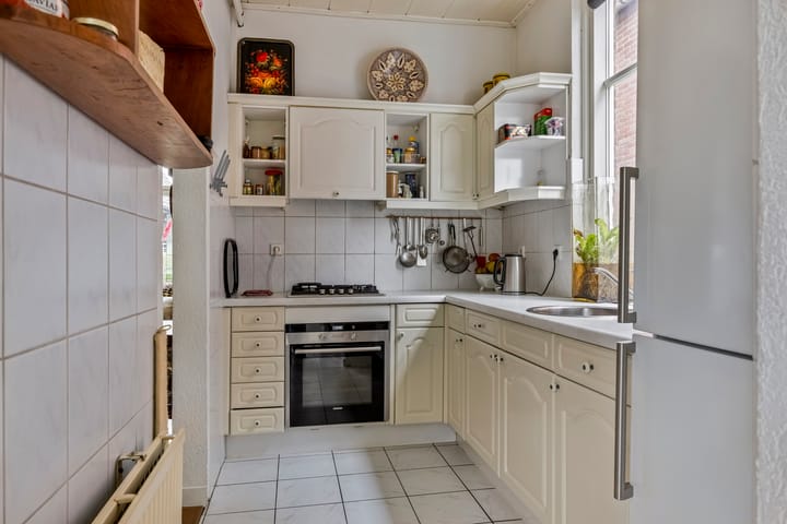 Foto 4 van Ben van Dorststraat 8