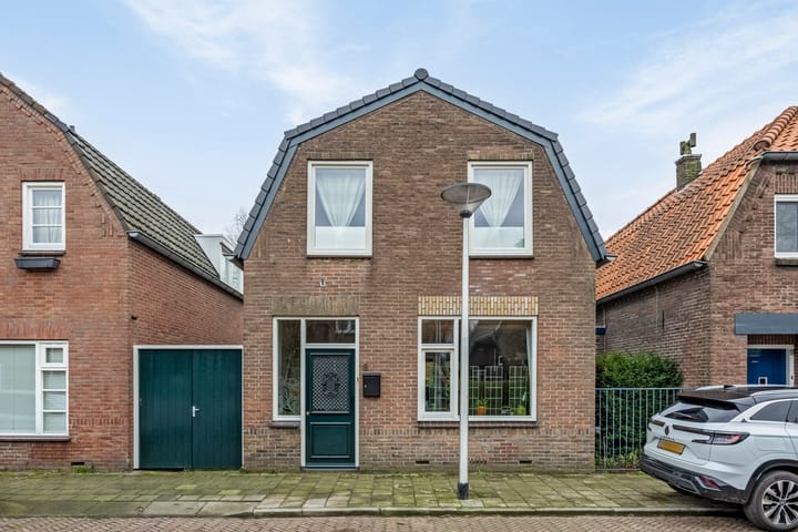 Foto 10 van Ben van Dorststraat 8