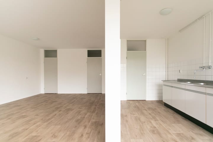 Photo 5 of Johannes Poststraat 386