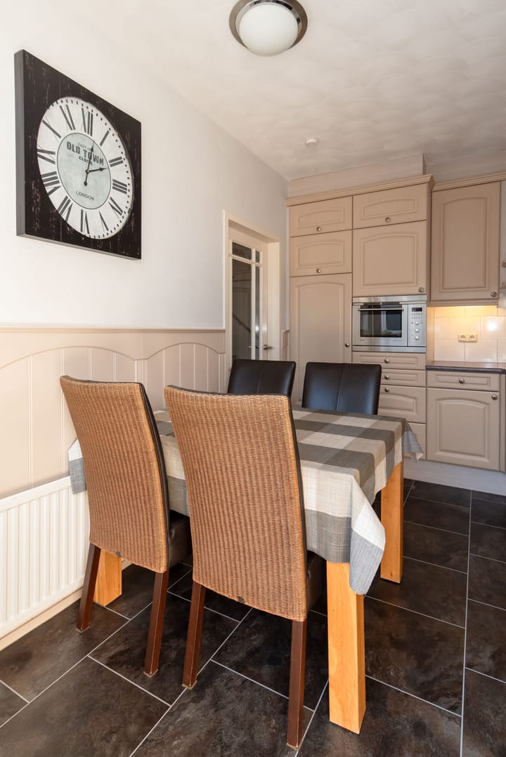 Foto 17 van Van Broekhuizenstraat 68