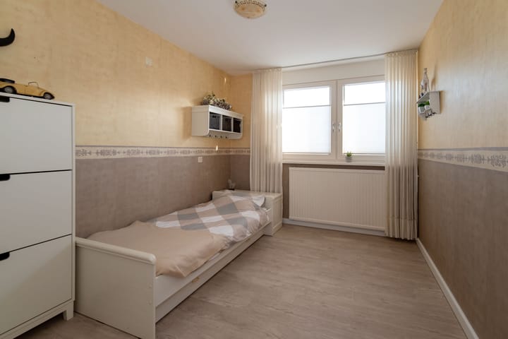 Foto 23 van Van Broekhuizenstraat 68