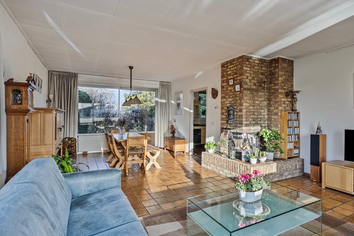 Foto 6 van Insteek 44