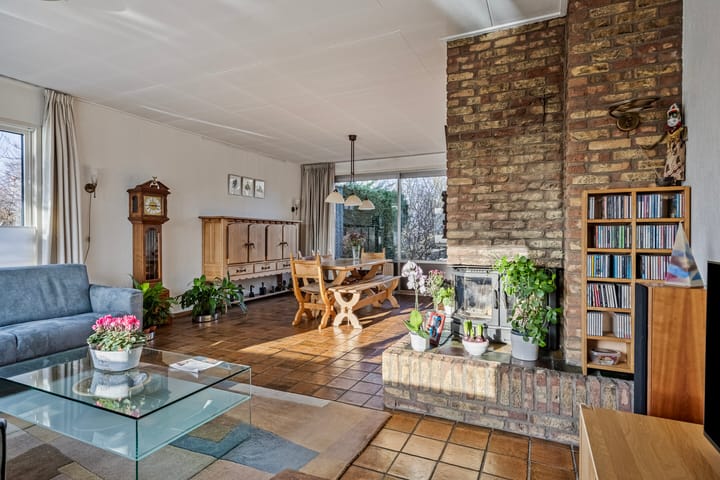 Foto 10 van Insteek 44