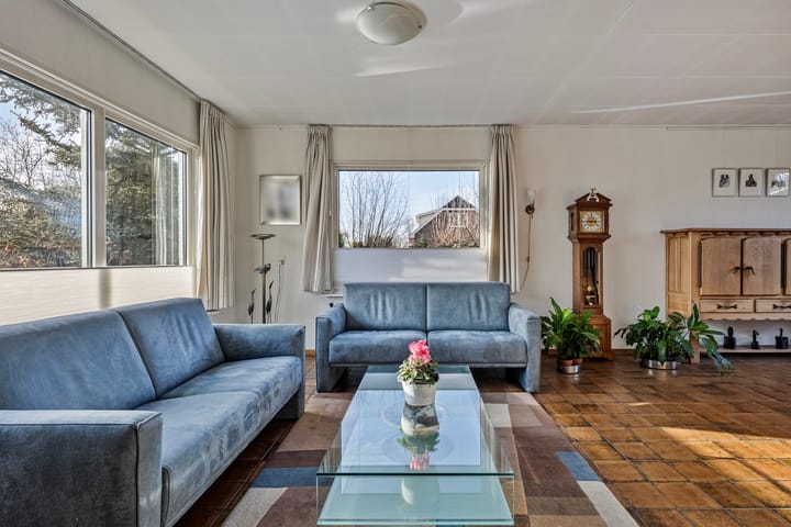 Foto 11 van Insteek 44