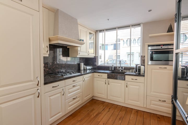 Foto 4 van Clara Wichmannstraat 7