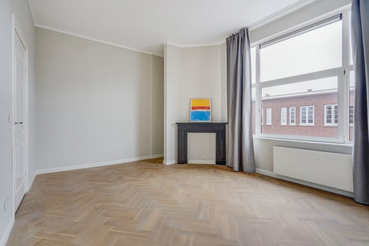 Foto 28 van Irisplein 16