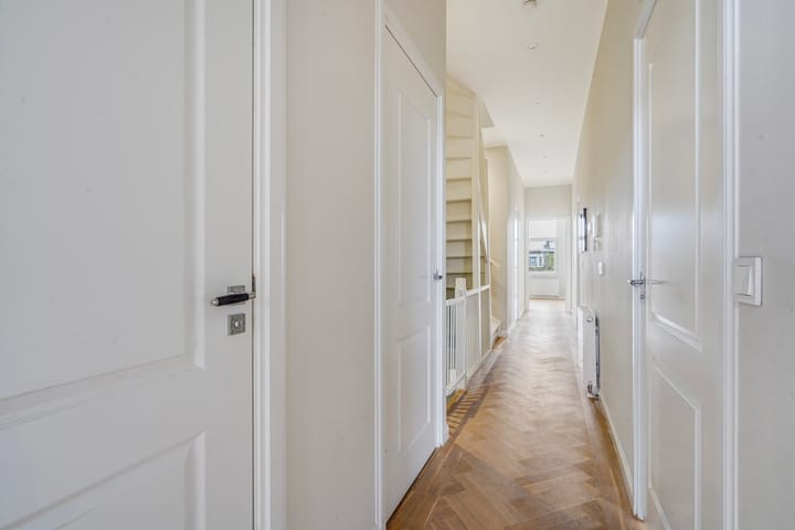 Foto 42 van Irisplein 16