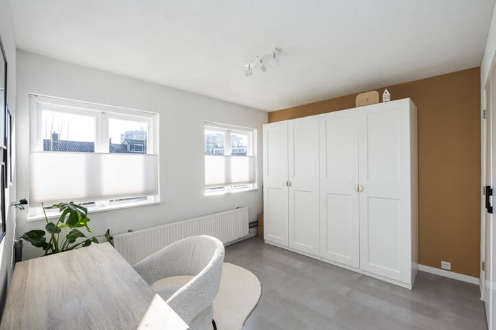 Foto 21 van Van Diemenstraat 12