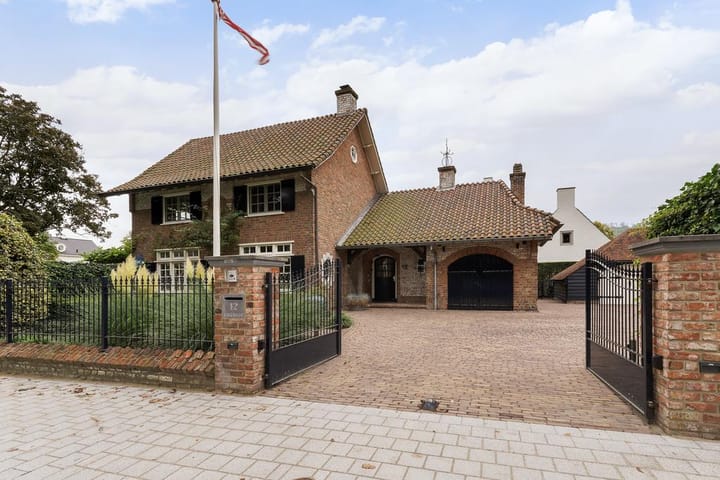 Foto 2 van van Brederodelaan 12