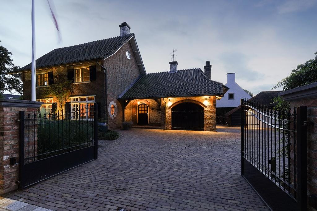 Foto 6 van van Brederodelaan 12