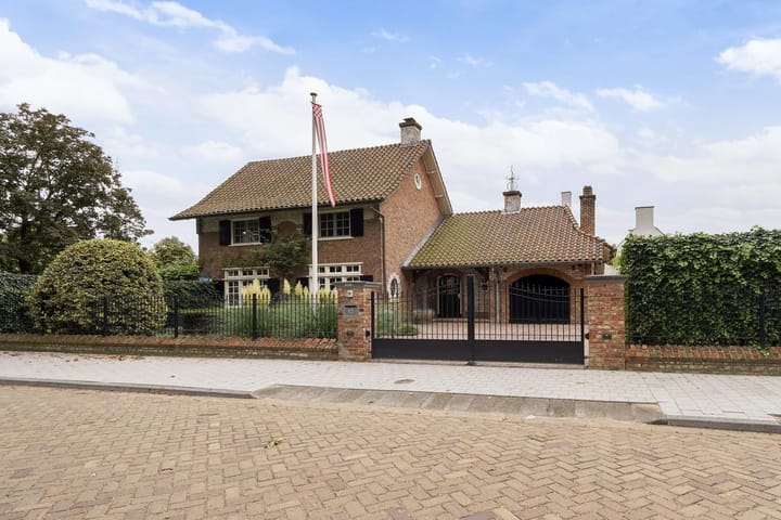 Foto 7 van van Brederodelaan 12