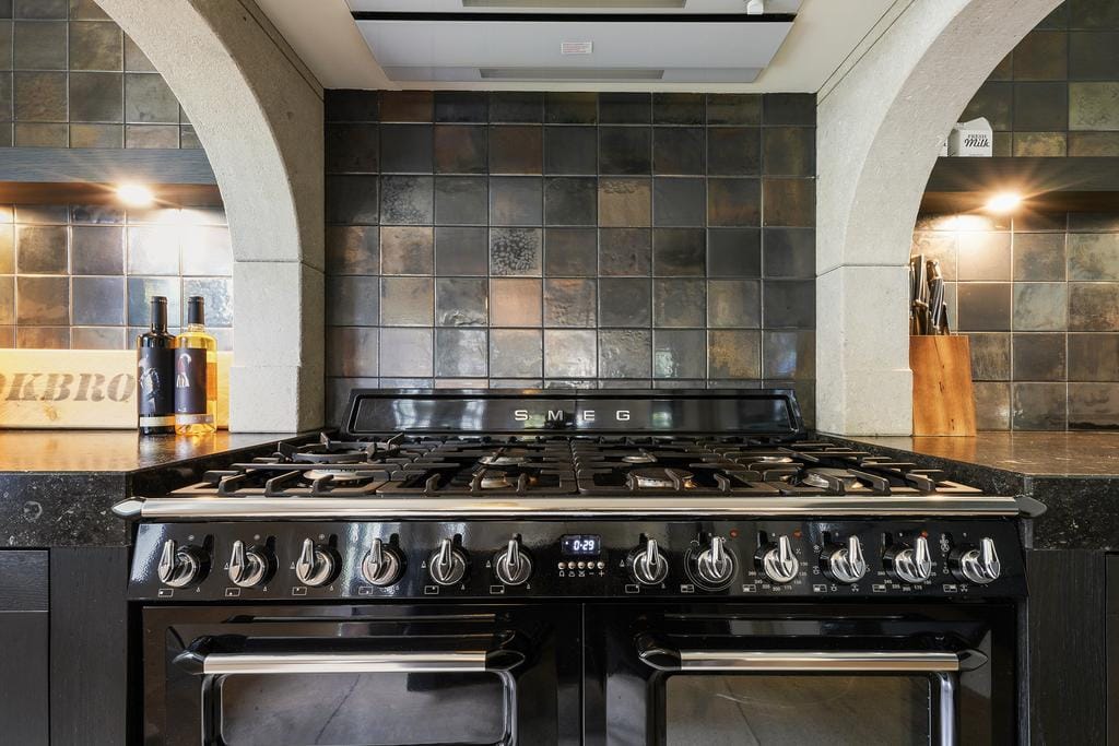 Foto 15 van van Brederodelaan 12