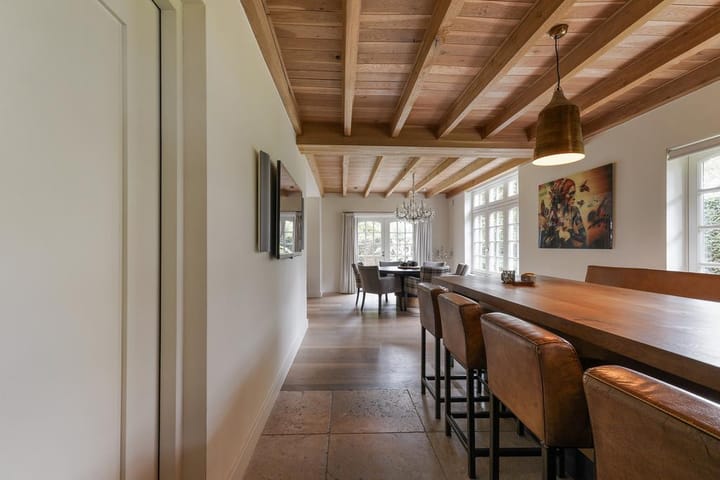 Foto 17 van van Brederodelaan 12