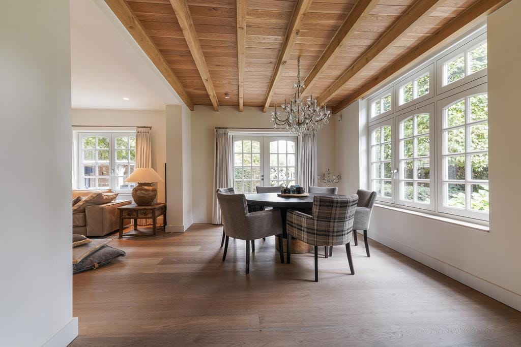 Foto 18 van van Brederodelaan 12