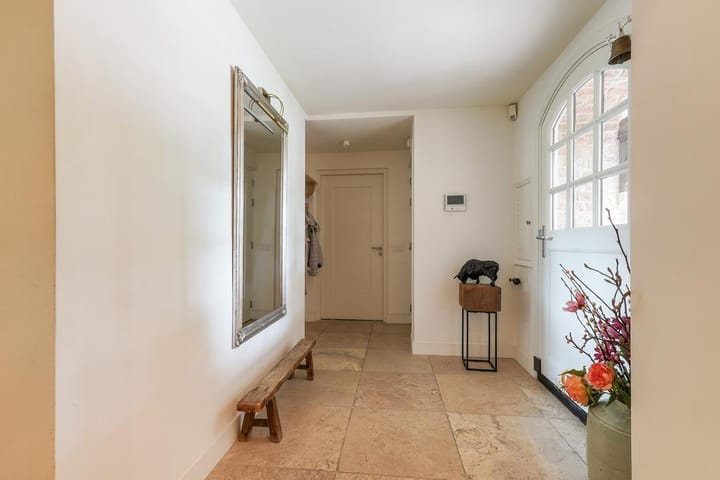 Foto 24 van van Brederodelaan 12