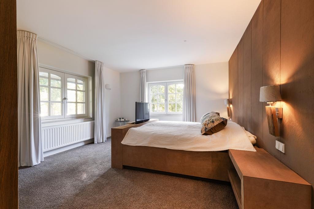 Foto 32 van van Brederodelaan 12