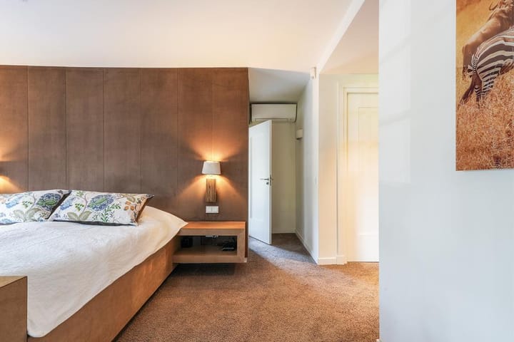 Foto 36 van van Brederodelaan 12