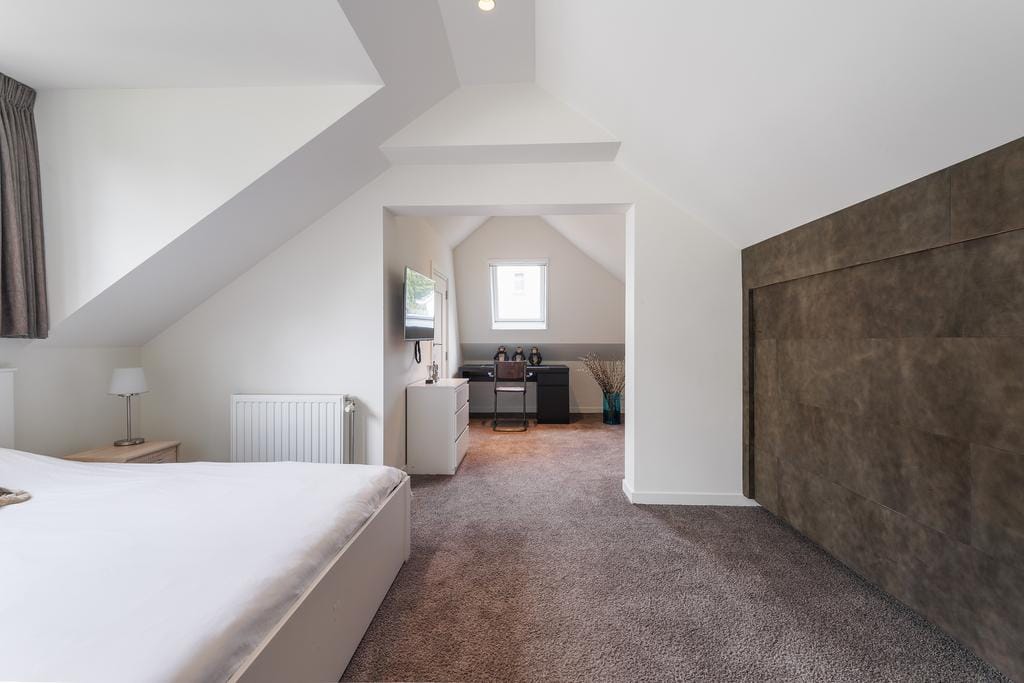 Foto 45 van van Brederodelaan 12