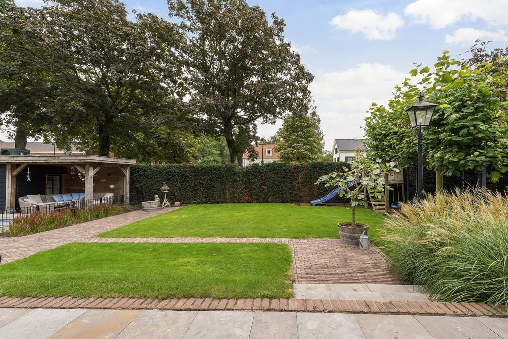 Foto 61 van van Brederodelaan 12