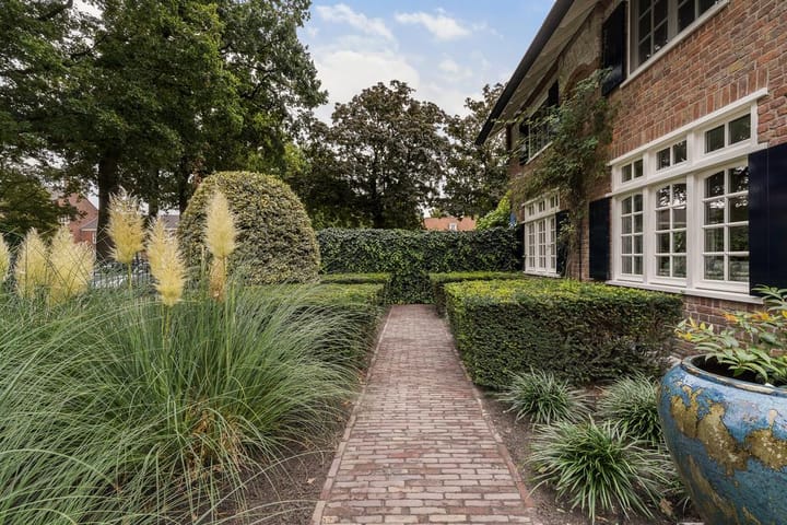 Foto 77 van van Brederodelaan 12