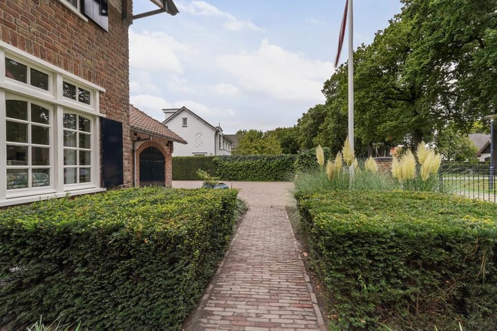 Foto 78 van van Brederodelaan 12