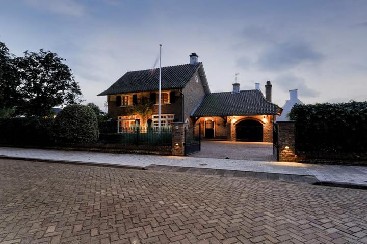 Foto 87 van van Brederodelaan 12