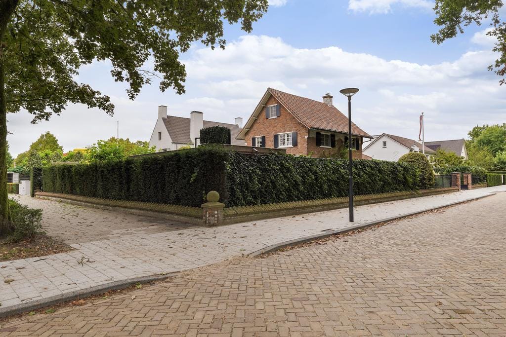 Foto 90 van van Brederodelaan 12