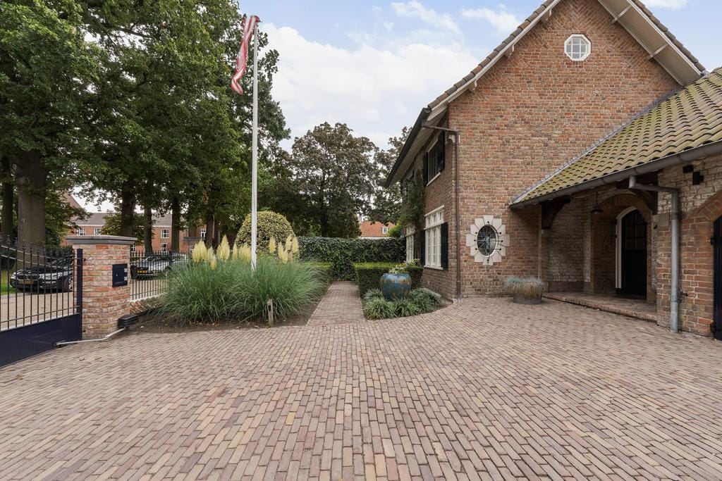 Foto 92 van van Brederodelaan 12