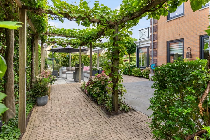 Photo 42 of Toermalijn 37