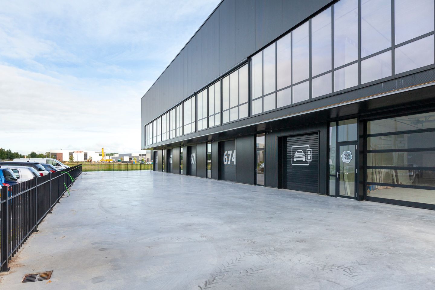 Bekijk foto 5 van Oostbaan 677