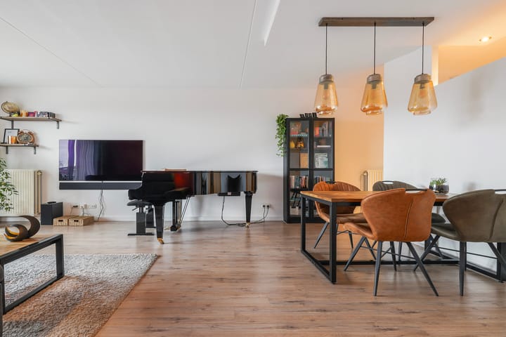 Foto 24 van Jan van der Heijdenstraat 16