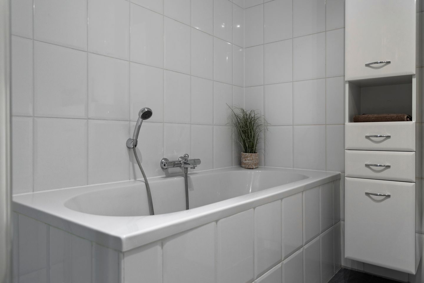 Foto 20 van Kanaalboulevard 28