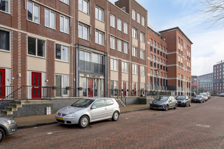 Foto 32 van Kanaalboulevard 28