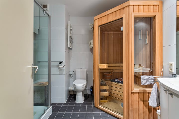 Foto 24 van Ginnekenweg 181-A