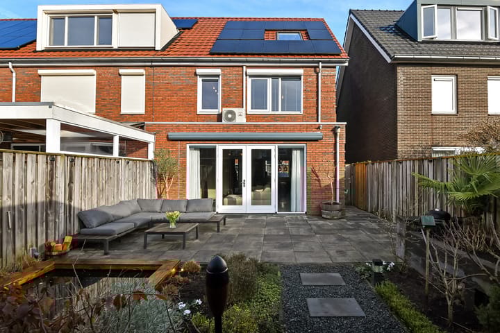 Foto 2 van Brugwachter 26