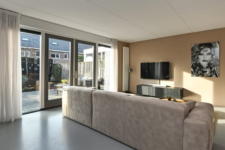 Foto 8 van Brugwachter 26