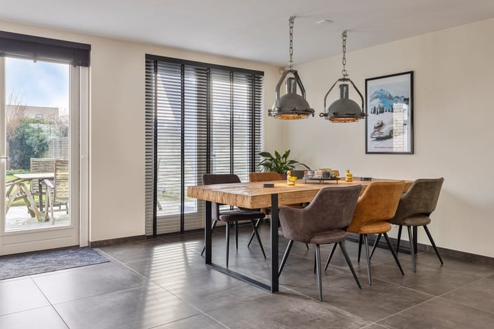 Photo 19 of Muffelke 2