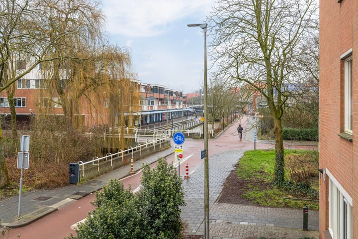 Foto 23 van Oeral 10