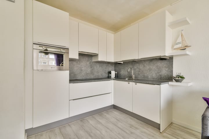 Foto 11 van van Galenstraat 136