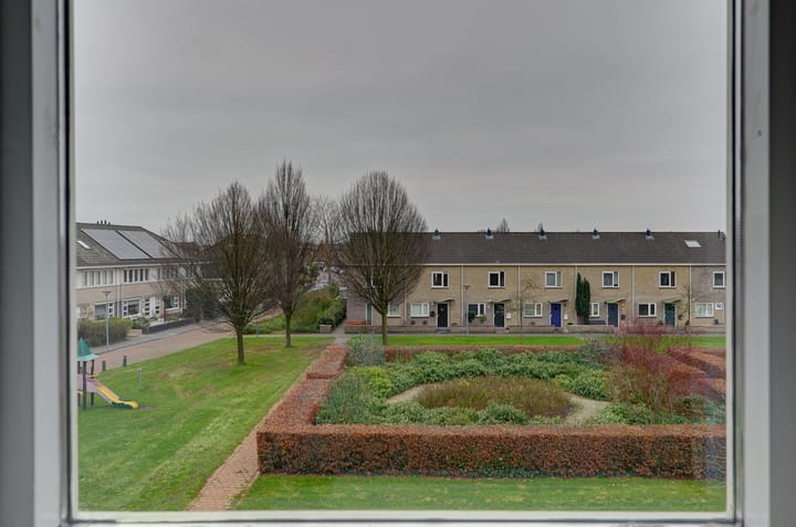 Foto 32 van Rozemarijntuin 21