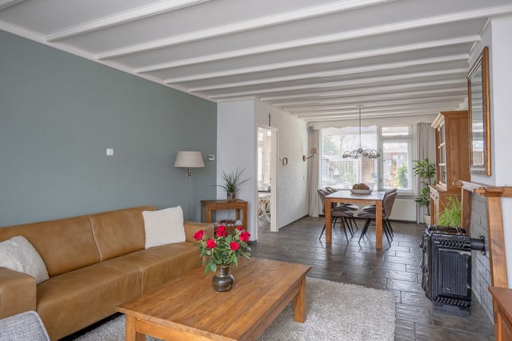 Foto 11 van van Broekhuizenstraat 4