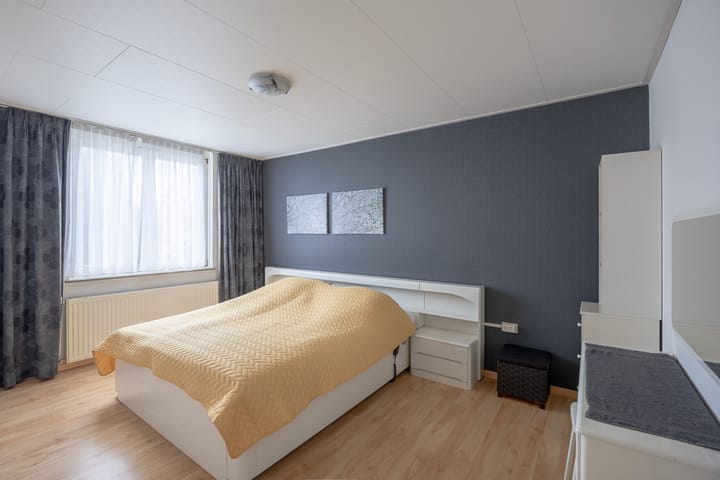 Foto 15 van van Broekhuizenstraat 4