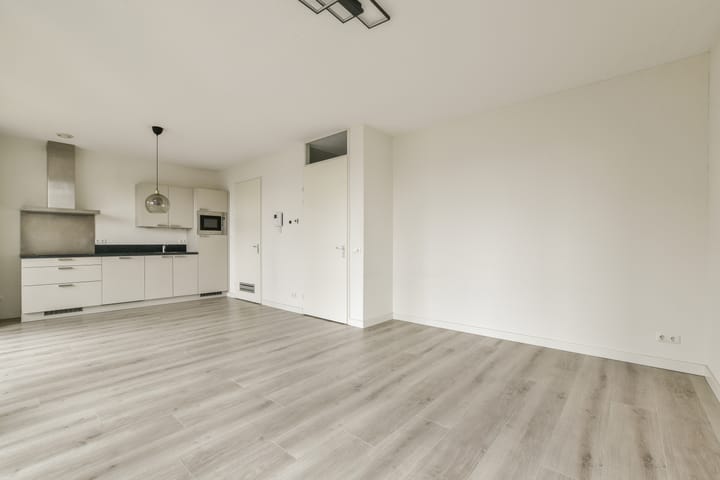 Foto 8 van Carel Willinkgracht 815