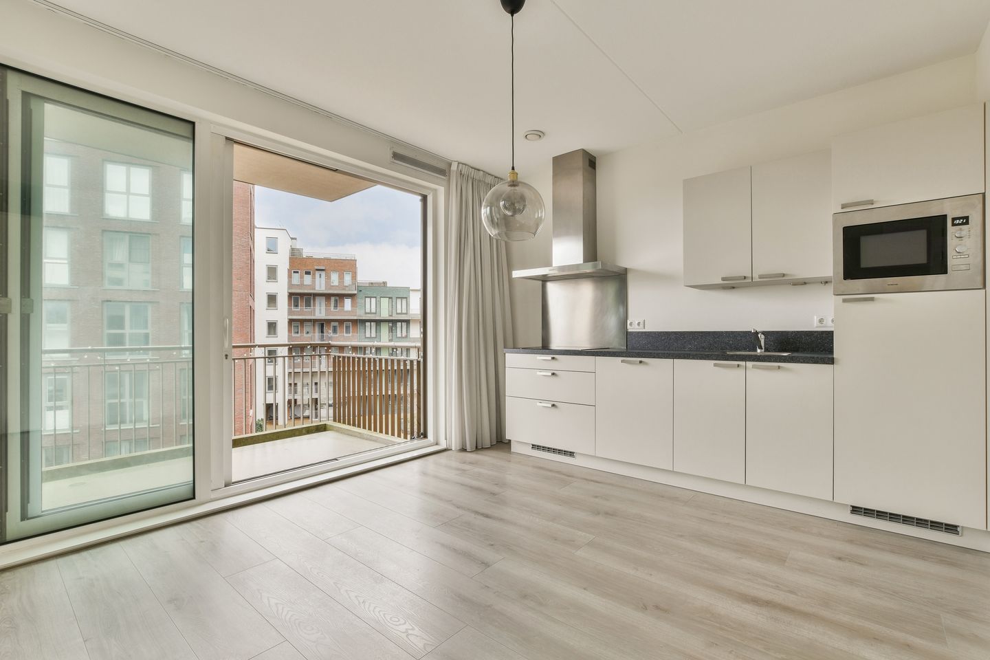 Foto 10 van Carel Willinkgracht 815