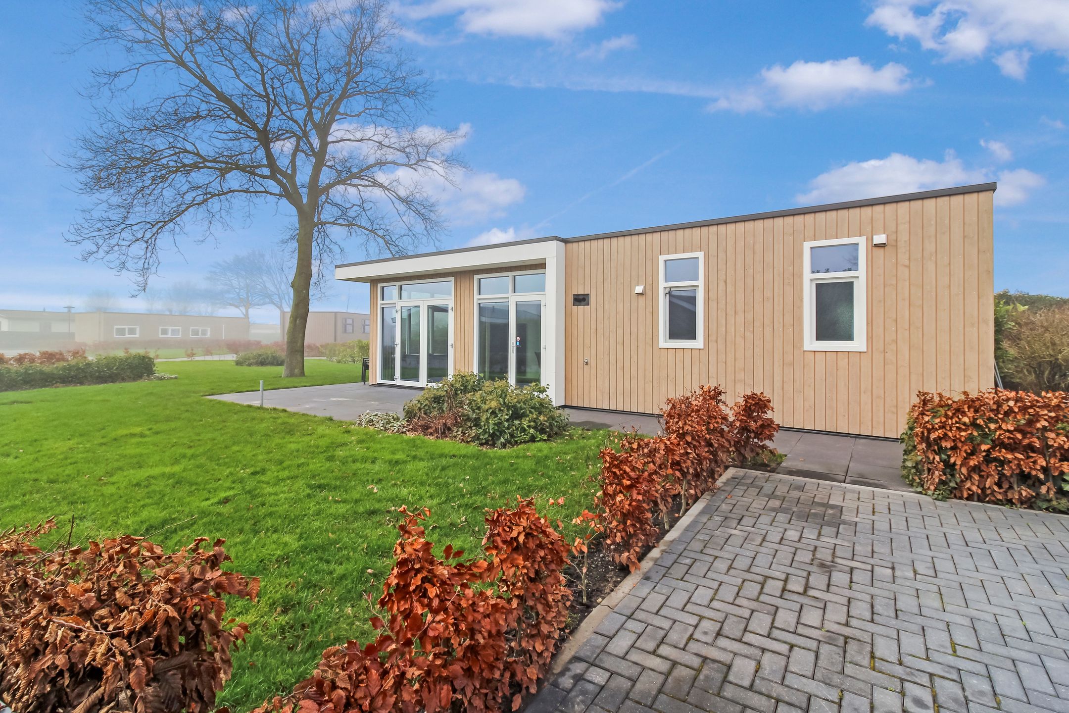 2-bedroom freehold villa in Berkhout — photo 3 of 5